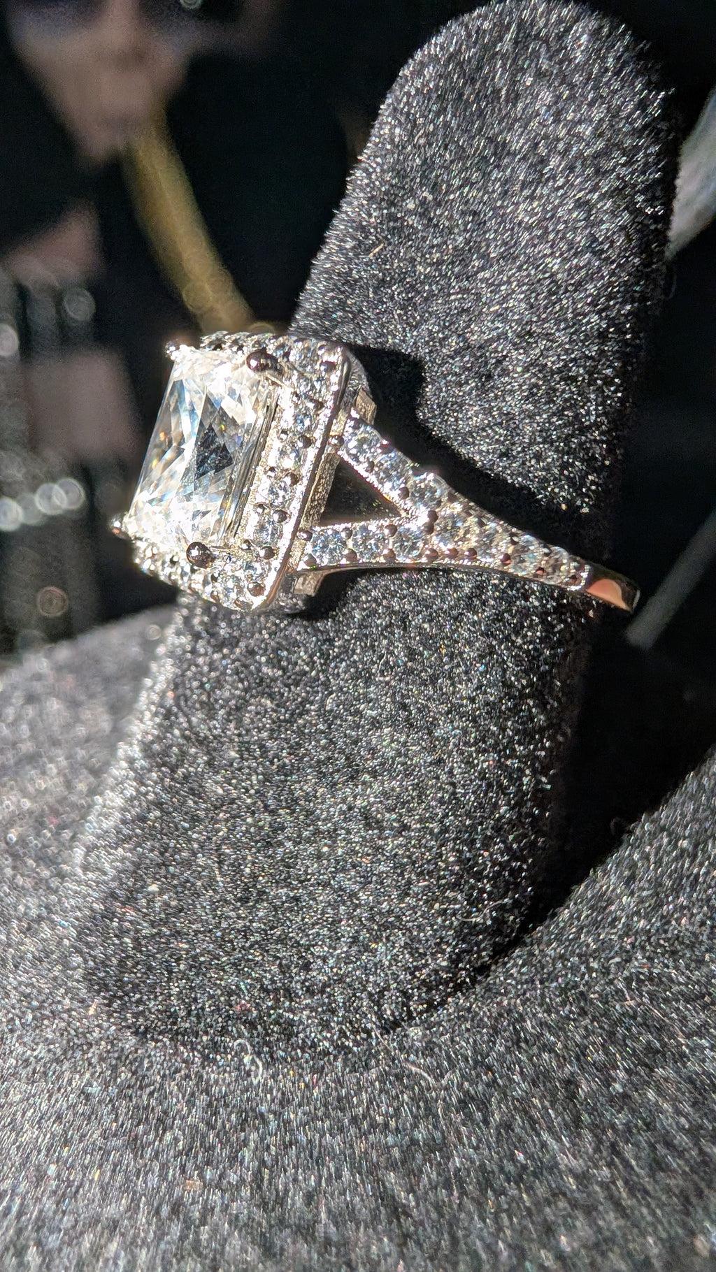 Glactic Ice 1CT Radiant Cut Moissanite Halo RIng