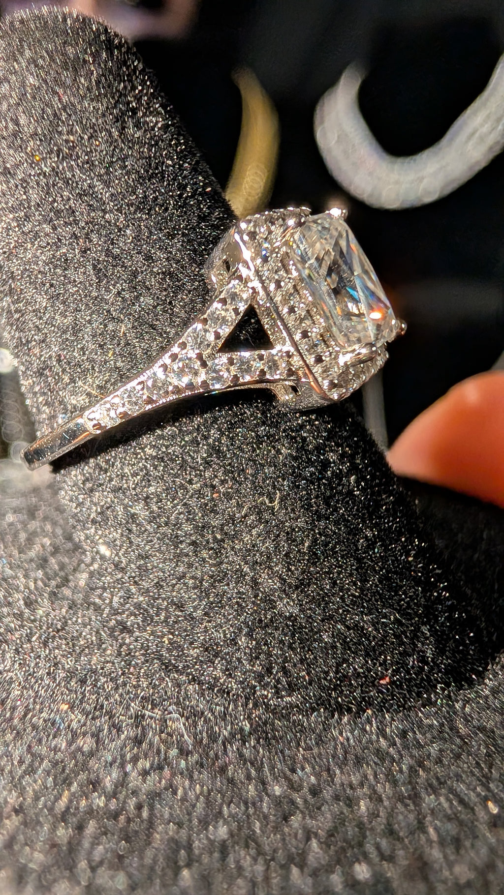 Glactic Ice 1CT Radiant Cut Moissanite Halo RIng