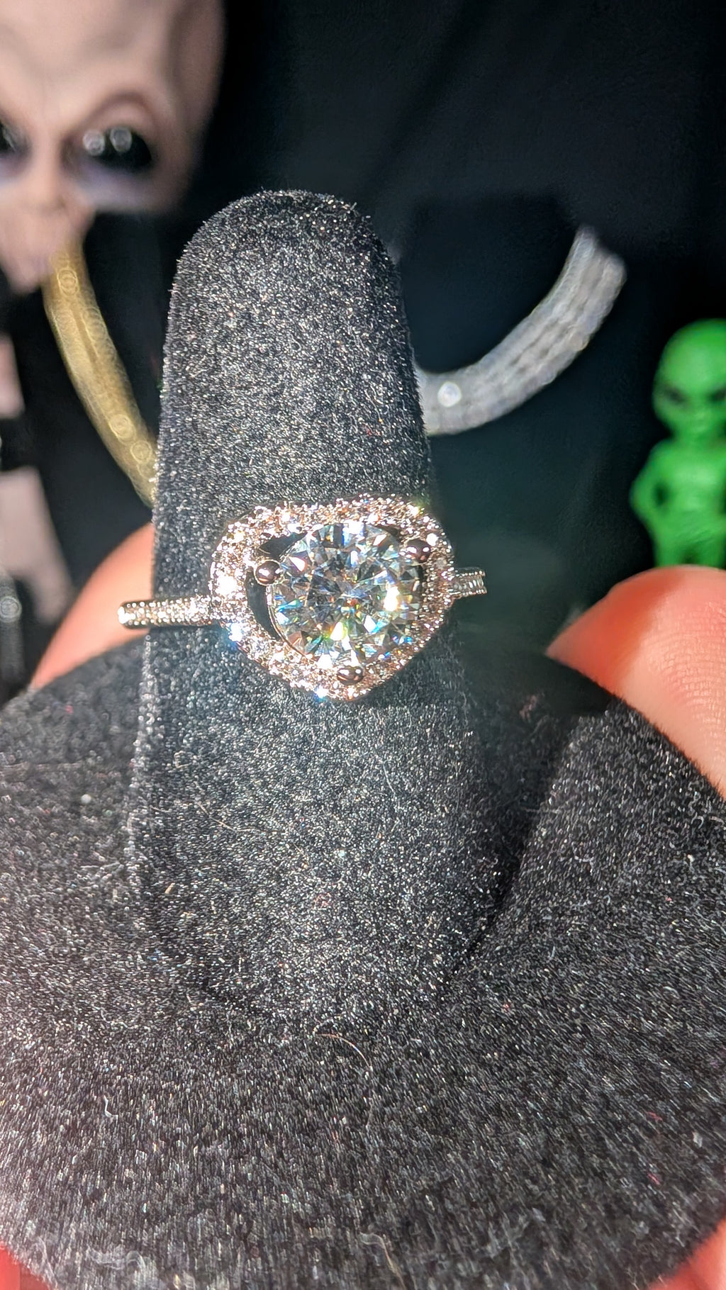 Plated Round Cut Moissanite RIng Heart Halo