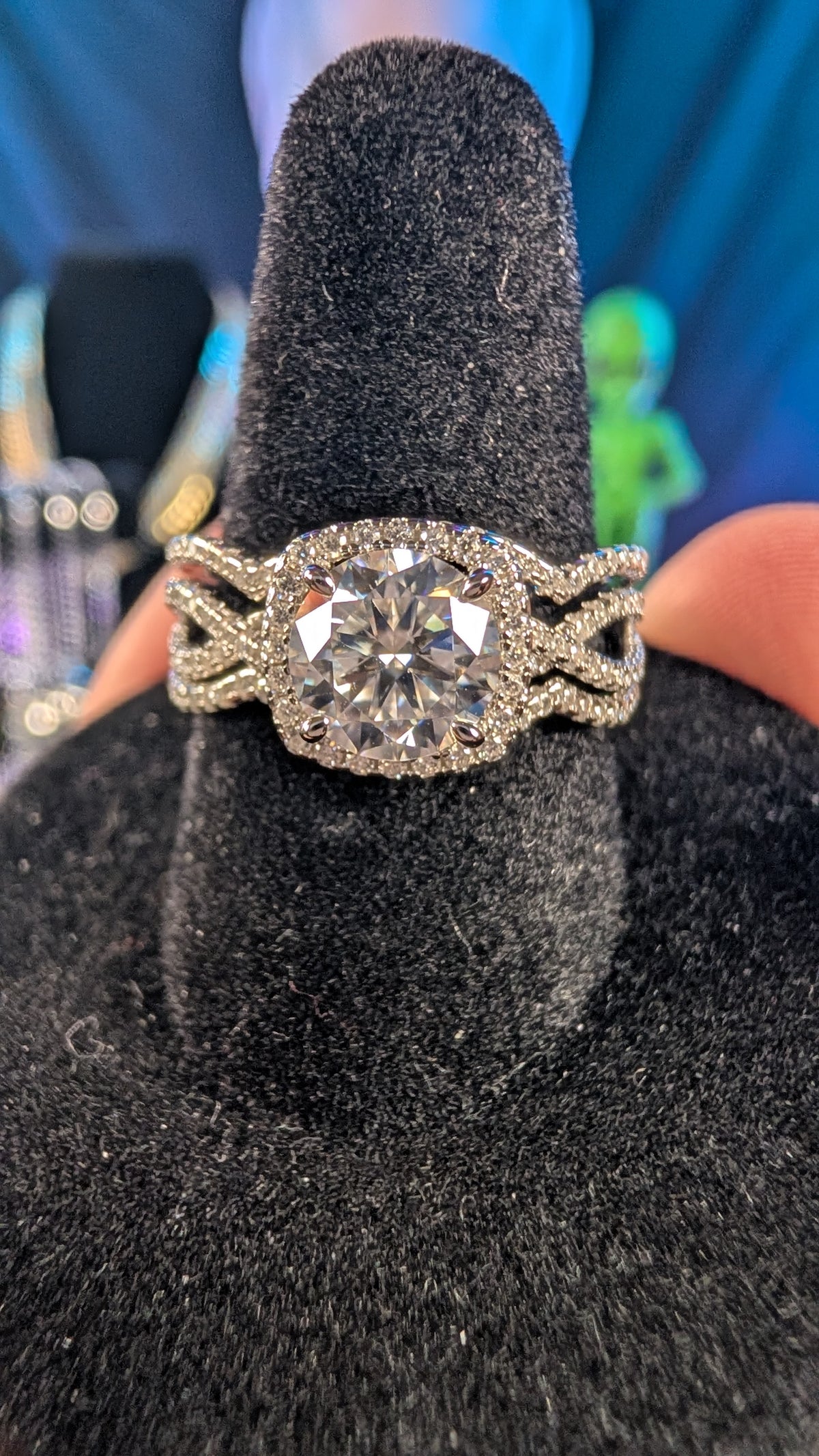 Galactic Ice 1 CT Moissanite Round Cut S925 Sterling Silver