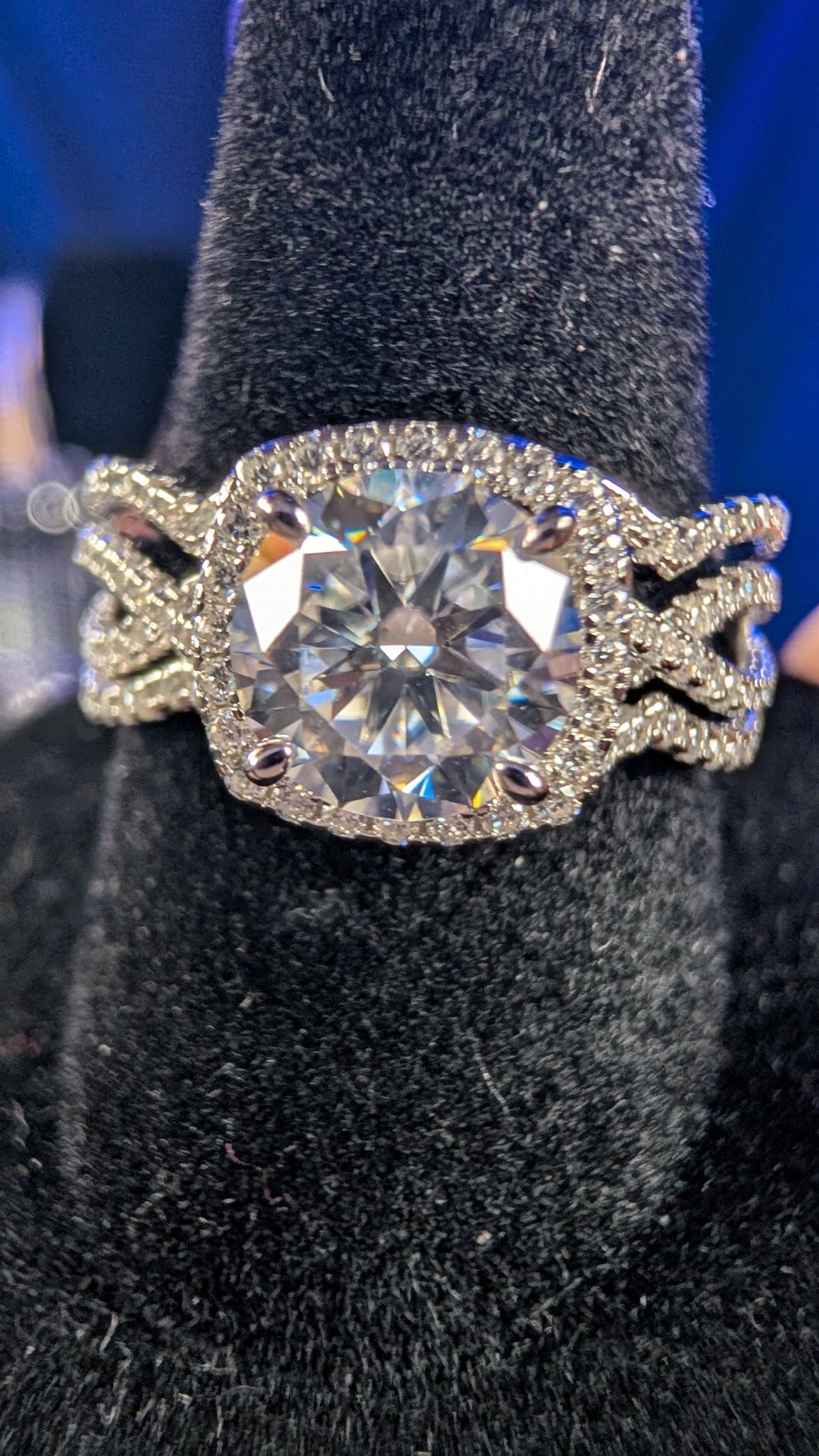 Galactic Ice 1 CT Moissanite Round Cut S925 Sterling Silver