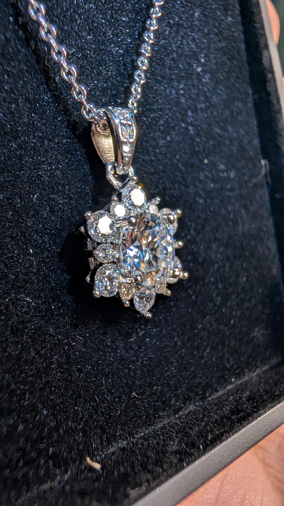 Galactic Ice Nova Bloom 1CT Moissanite Celestial Flower S925 Necklace
