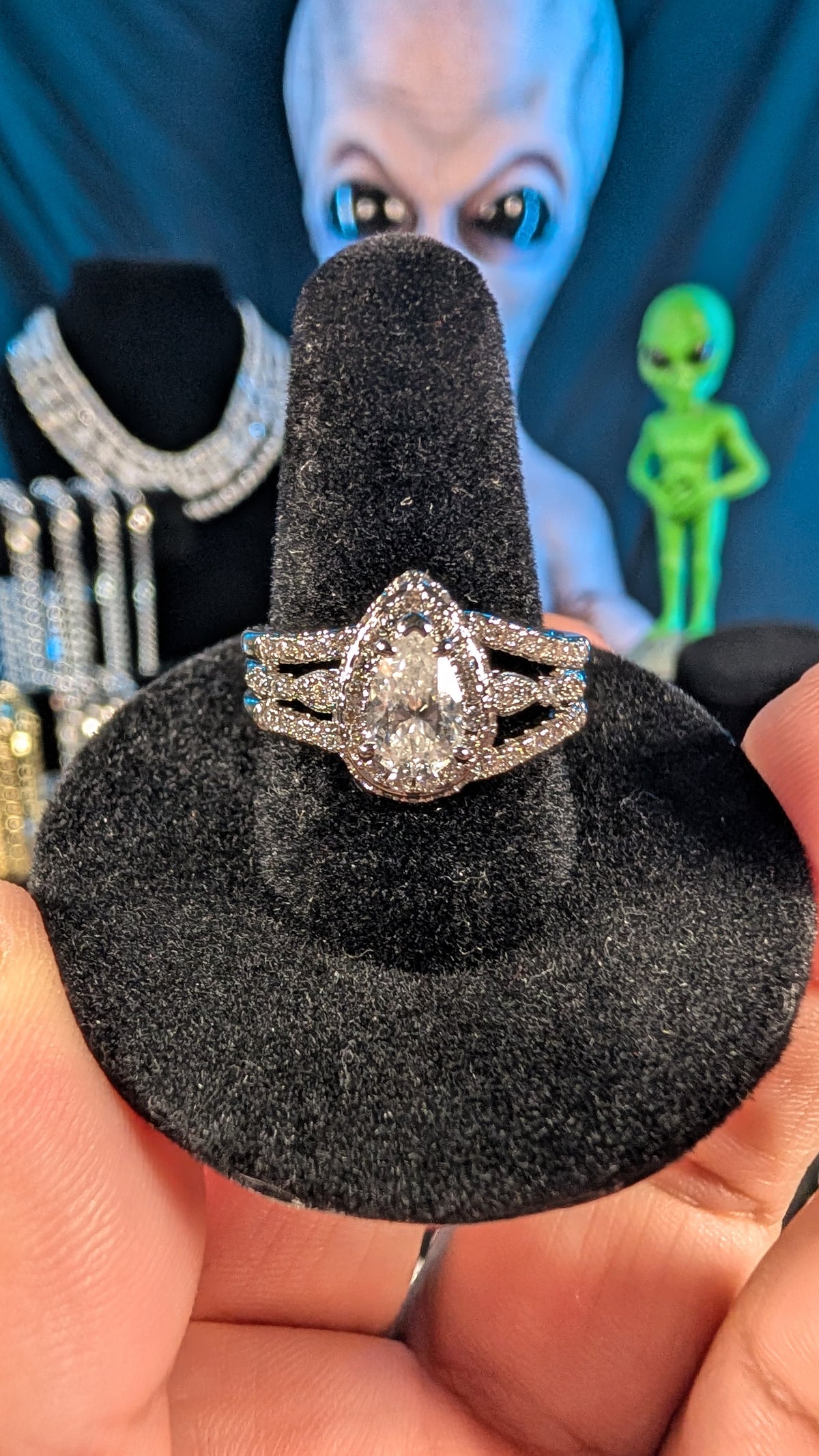Plated 1CT Andromeda Empress Pear Cut 2pc Moissanite Silver Plated Ring Set