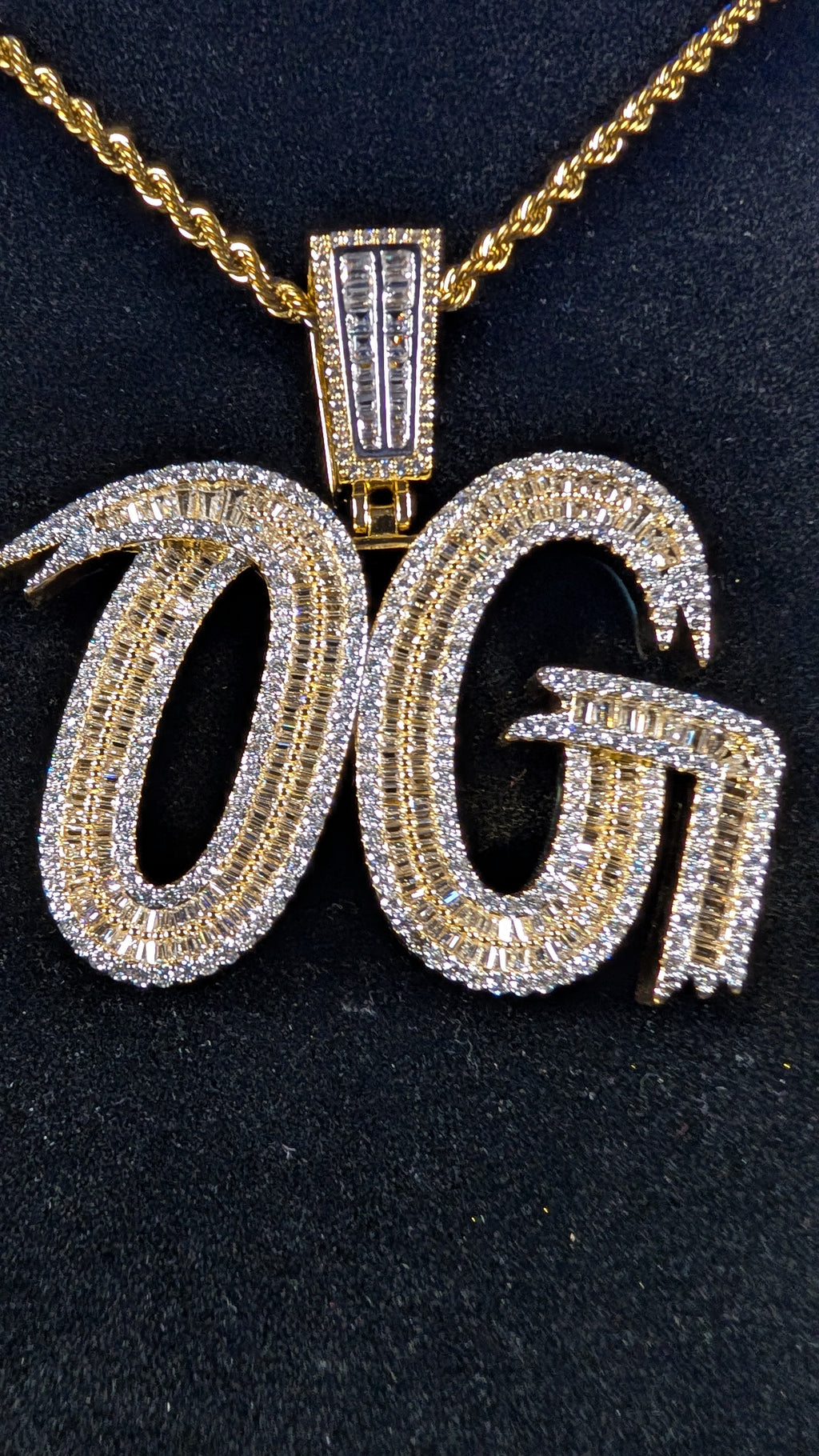 Plated OG Solar Flare Moissanite Gold Pendant