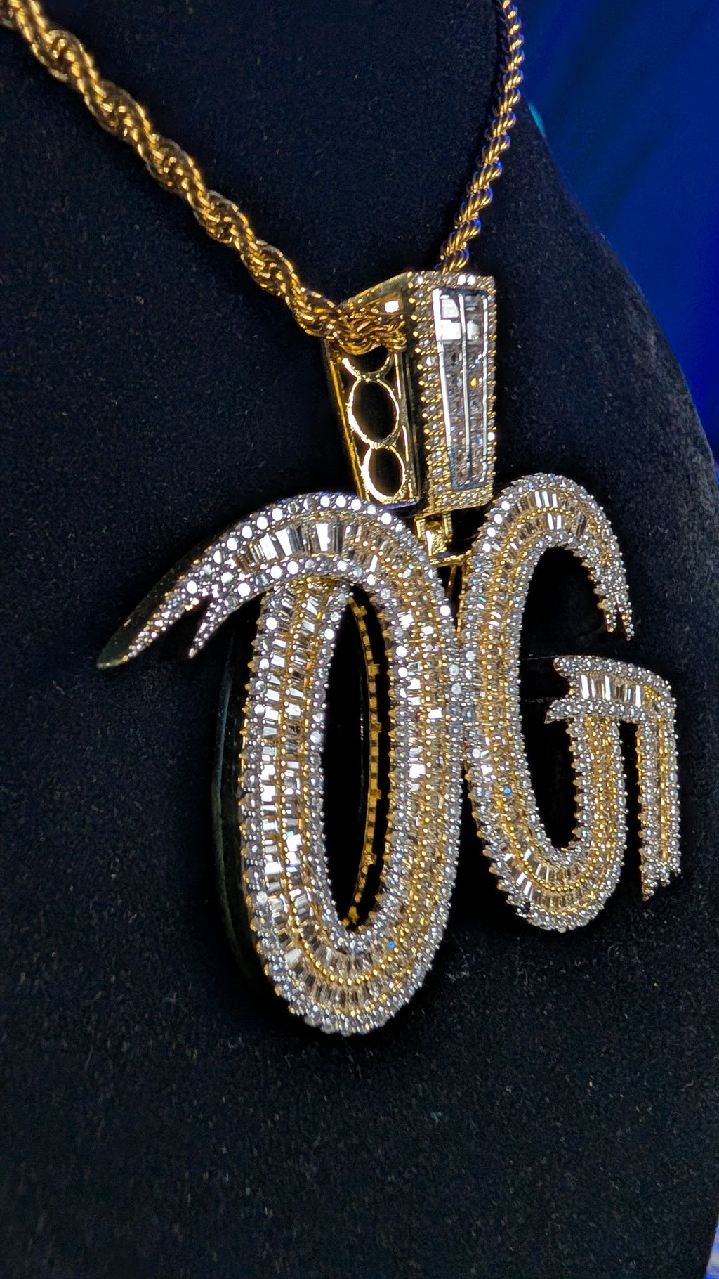 Plated OG Solar Flare Moissanite Gold Pendant