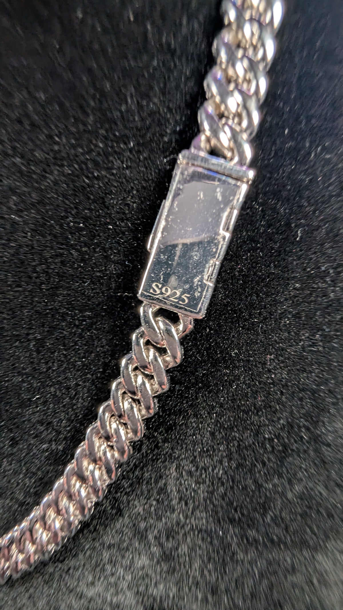 GALACTIC ICE | COSMIC FROST 8MM MOISSANITE CUBAN LINK CHAIN – S925 STERLING SILVER | 22"