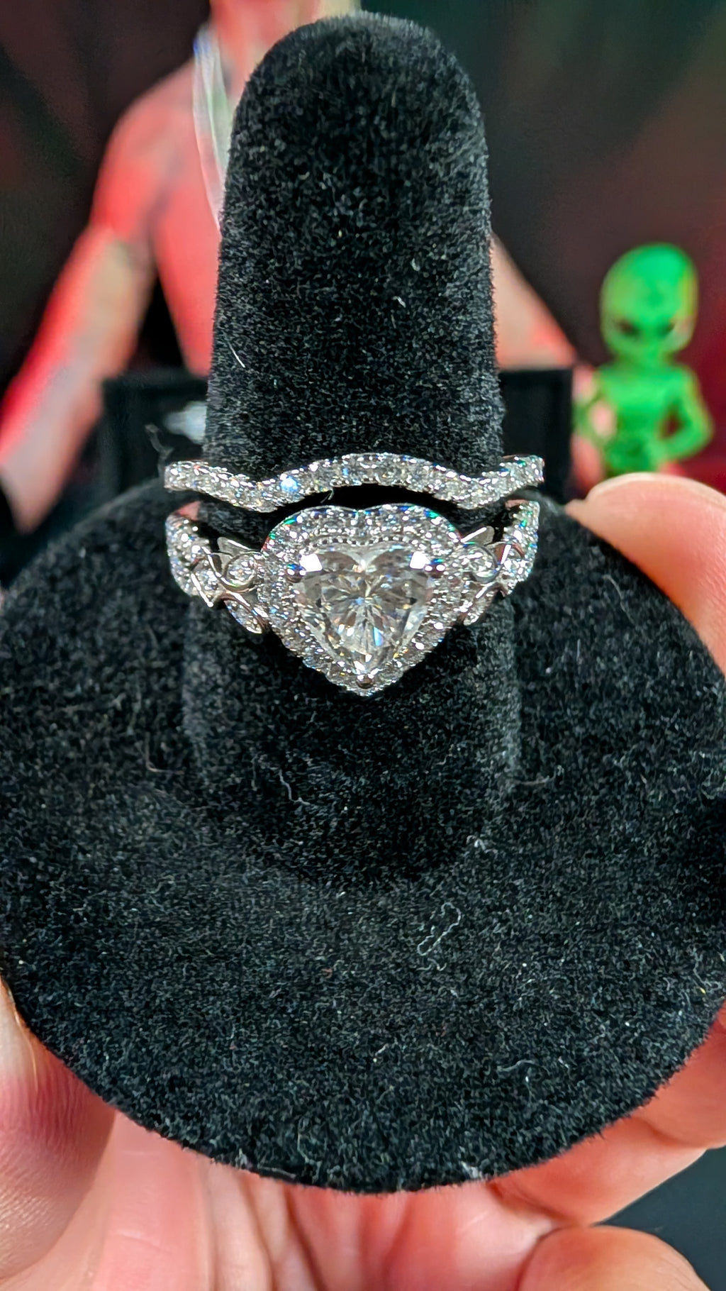 Galactic Ice Celestial Heart Moissanite Bridal Ring Set – S925 Sterling Silver