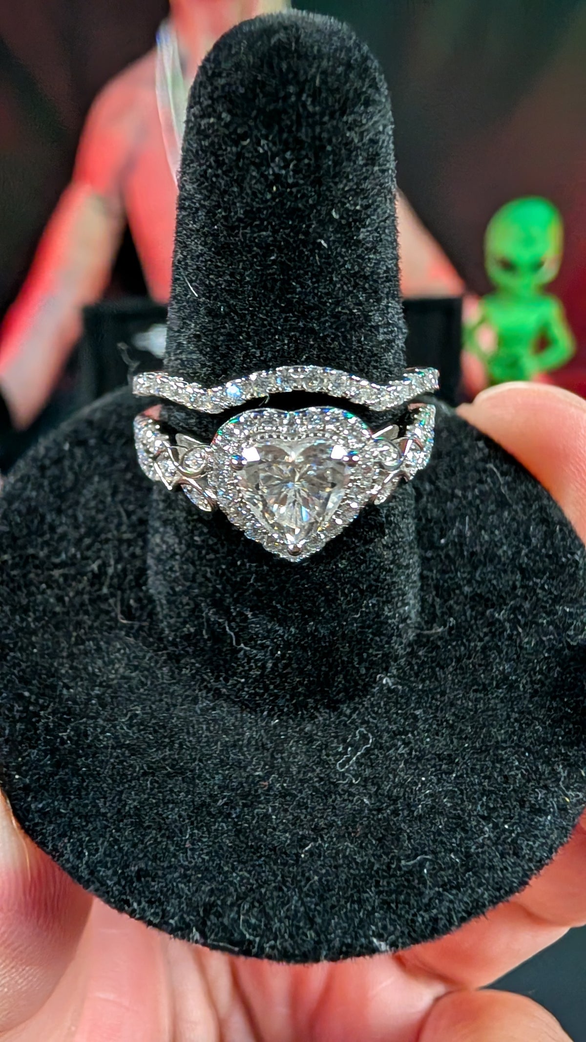 Galactic Ice Celestial Heart Moissanite Bridal Ring Set – S925 Sterling Silver